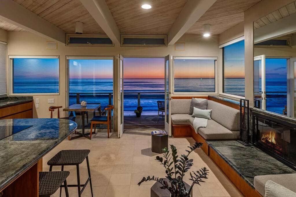 Malibu Beach House Getaway On Private Beach Villa Exterior photo